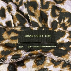 Size Small Urban Outfitters Leopard Print Skirt